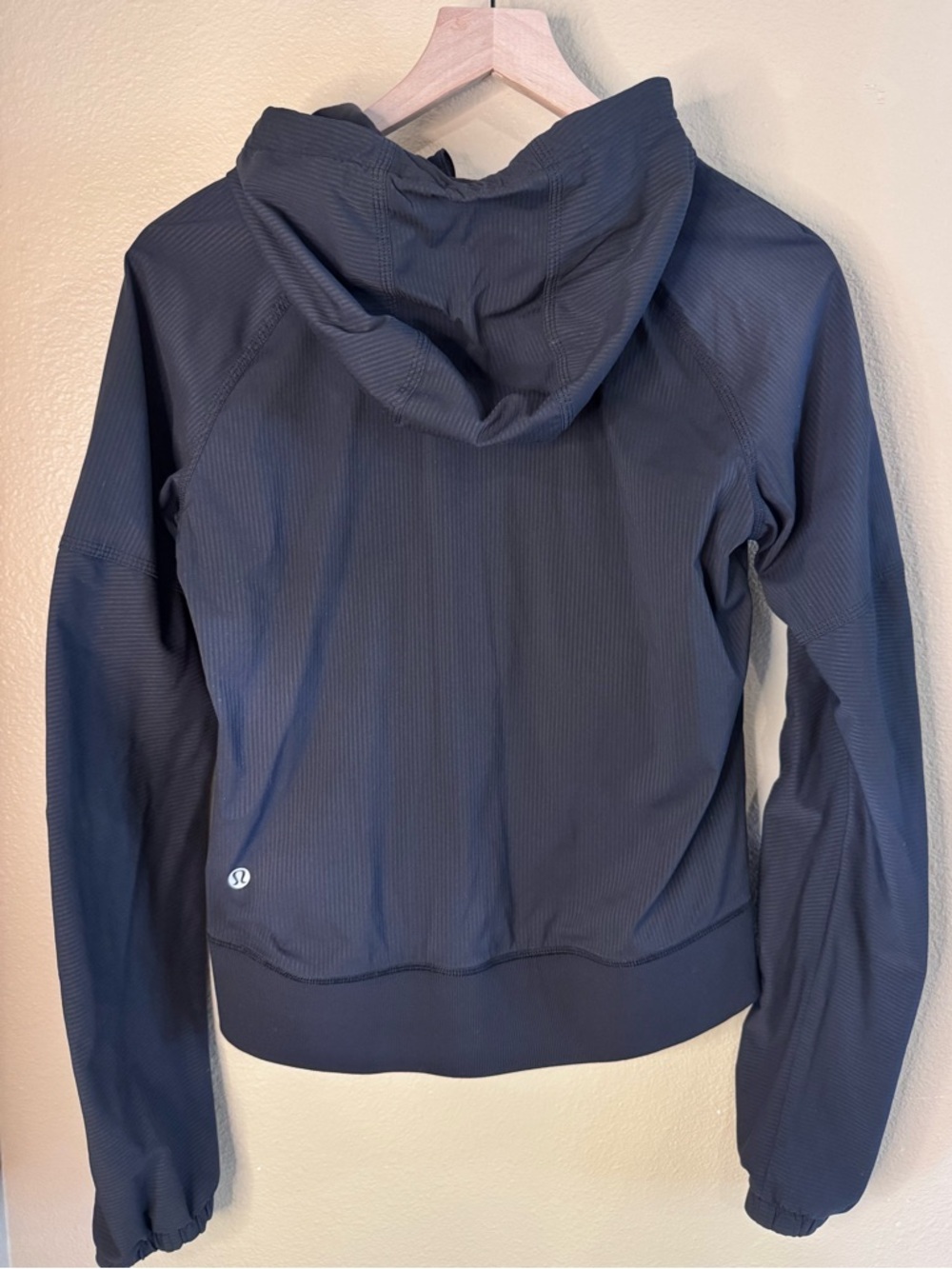 Lululemon Street To Studio Jacket
Black Women’s size 6 - Picture 4 of 12